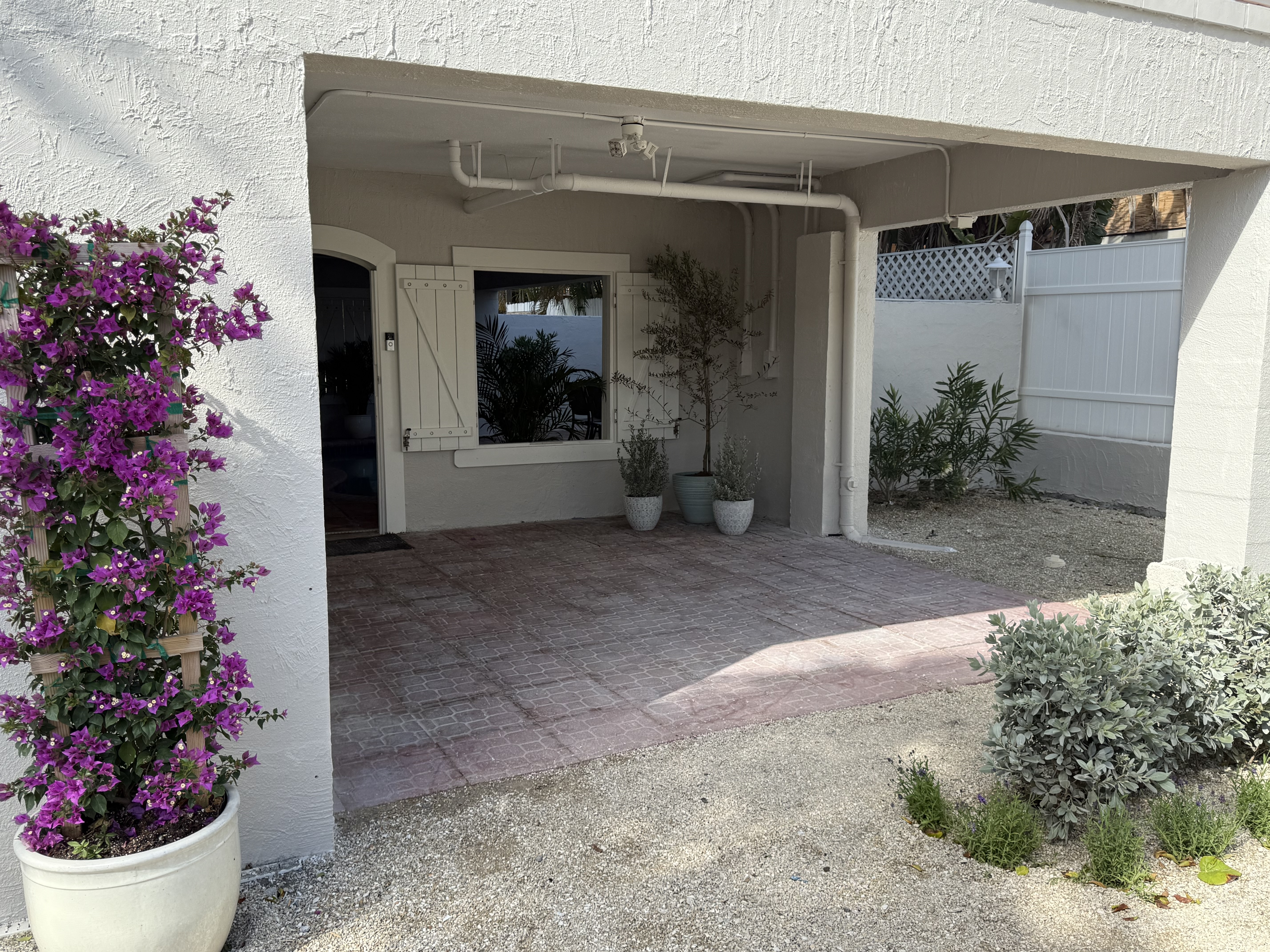 Avenue B Duplex - Photo 4